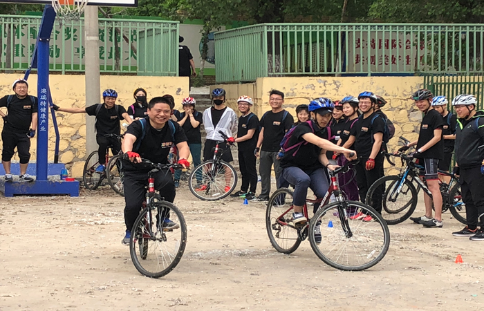 不忘初心 砥砺奋进 中财国商2018年春季拓展活动圆满结束